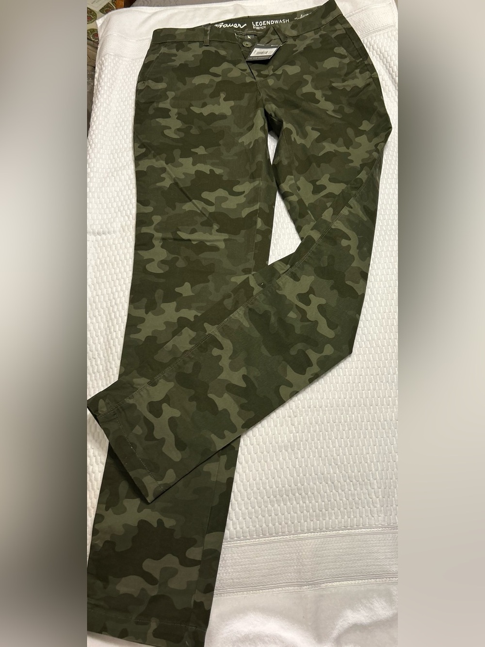 NWT Eddie Bauer Legend Wash Stretch Slim Boyfriend Camo Pants Women's Size 6